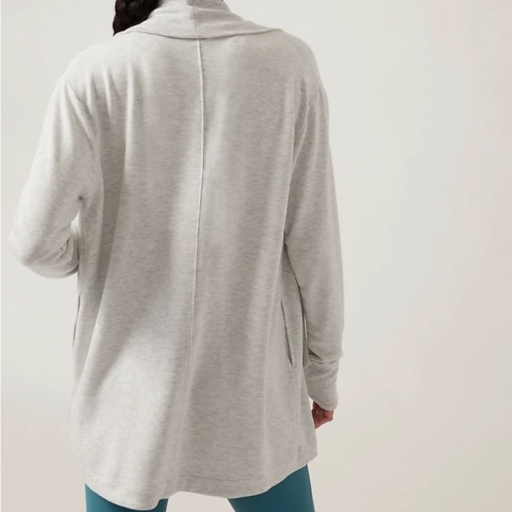 ATHLETA HEATHER cream off white POCKETS NIRVANA PRANAYAMA RESTORE WRAP CARDIGAN - Picture 3 of 13